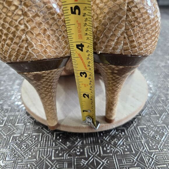 🐢 Cole Haan Carma Air Croc Embossed Pumps Size 9.5  3.25" heel - Picture 8 of 14